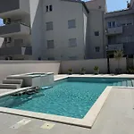 Vida, - Bazen I Jacuzzi *