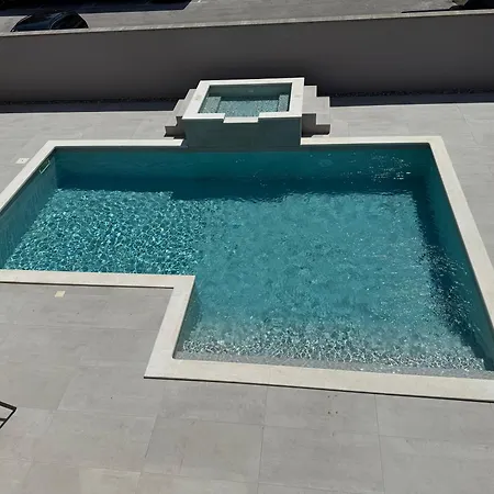 Vida, - Bazen I Jacuzzi Villa *