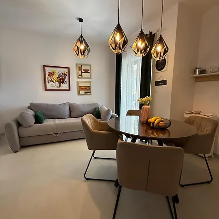 Vida, - Bazen I Jacuzzi Villa