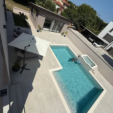 Vida, - Bazen I Jacuzzi Medulin