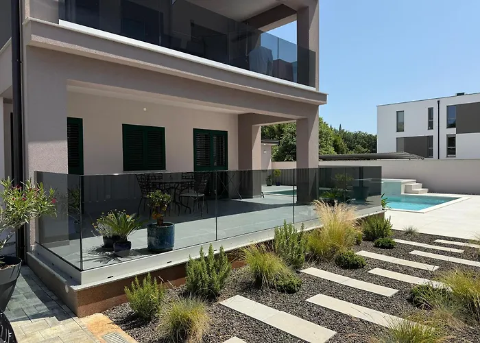 Villa Vida, - Bazen I Jacuzzi *