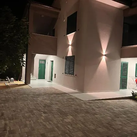 Villa Vida, - Bazen I Jacuzzi Medulin