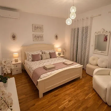 Vida, - Bazen I Jacuzzi Villa Medulin